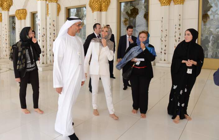 Brigitte Macron et Emmanuel Macron sont en visite aux Emirats Arabes-Unis