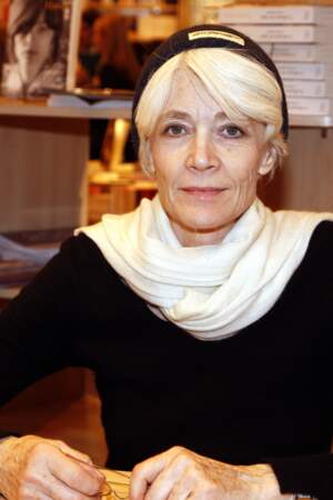 Françoise Hardy en séance de dédicaces au Salon du Livre en 2009.