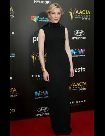 La robe noire de Cate Blanchett