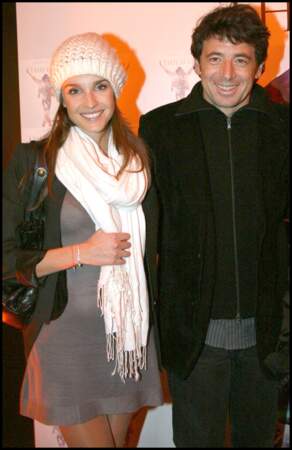 Patrick Bruel entame une relation avec la journaliste Céline Bosquet en 2009.