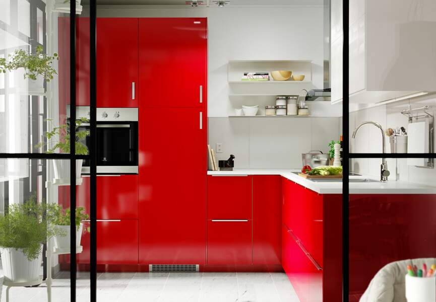 Cuisine Ikea : le modèle rouge vif