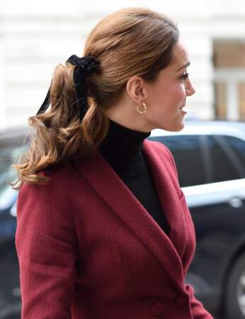 La queue-de-cheval enrubannée de Kate Middleton