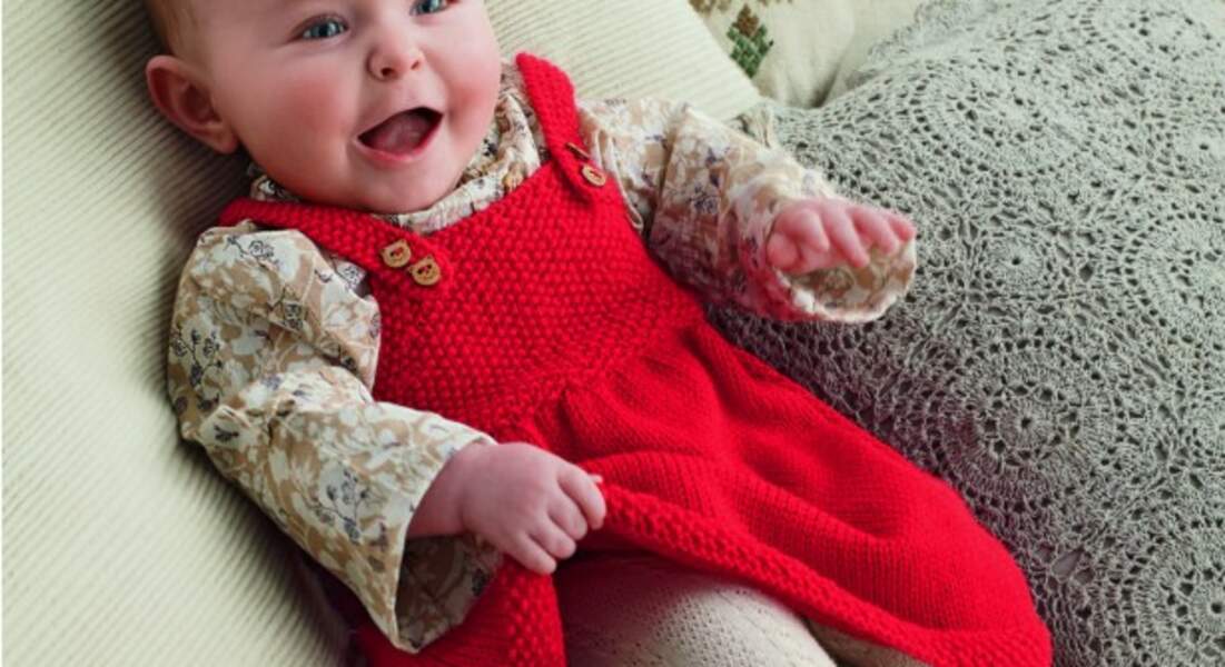 Robe rouge à bretelles pour bébé