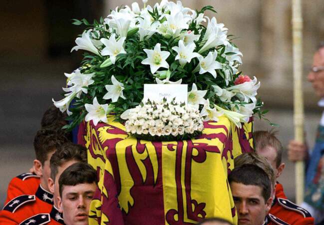 Lady Di : ses funérailles le 6 septembre 1997.