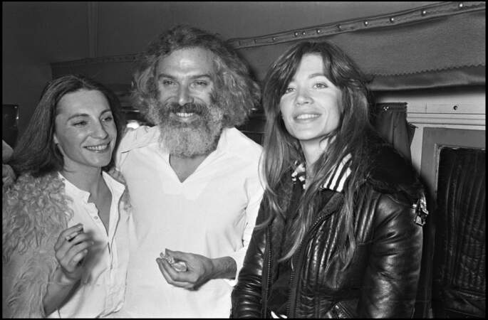 Françoise Hardy et Catherine Lara au concert de Georges Moustaki à Bobino en 1976.