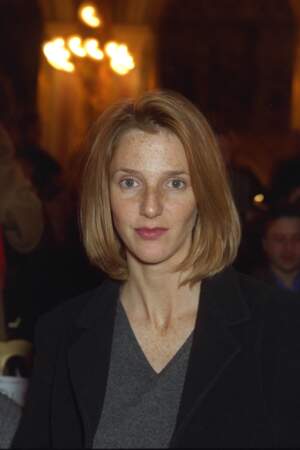 Sandrine Kiberlain au défilé Haute-Couture printemps-été Lacroix en 1998.