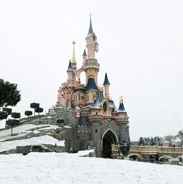 Let it snow, let it snow... au château de la Belle au Bois Dormant, à Disneyland Paris
