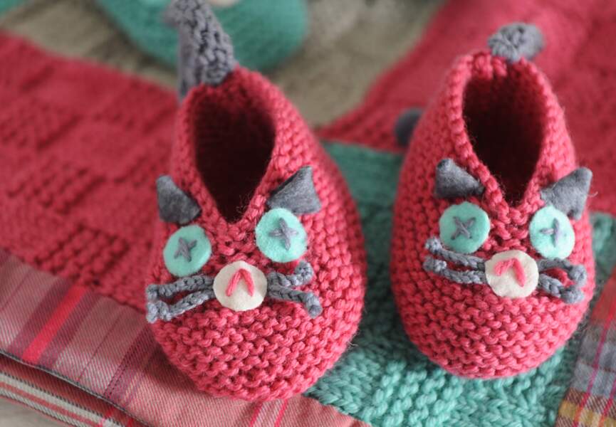 Des chaussons chat à tricoter