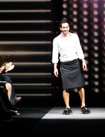 Pour Marc Jacobs la jupe est un incontournable des podiums ...