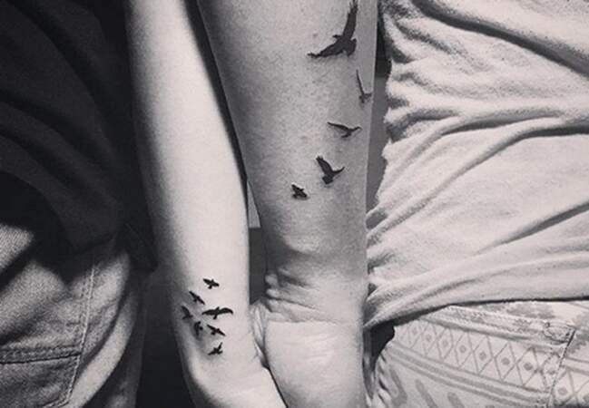 Tatouages couple envolée d'oiseaux 