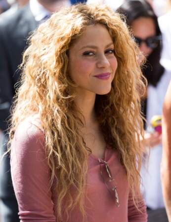 Shakira avec ses cheveux naturels 
