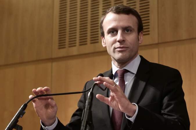 Emmanuel Macron, 2016