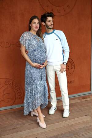 Pierre Niney et sa compagne Natasha Andrews enceinte de leur 2ème enfant  le 9 juin 2019