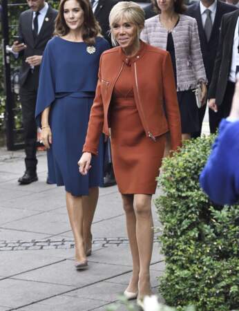 Brigitte Macron : robe rouille
