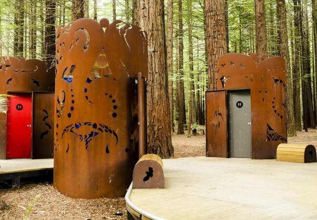 Toilettes séquoia, Nouvelle-Zélande