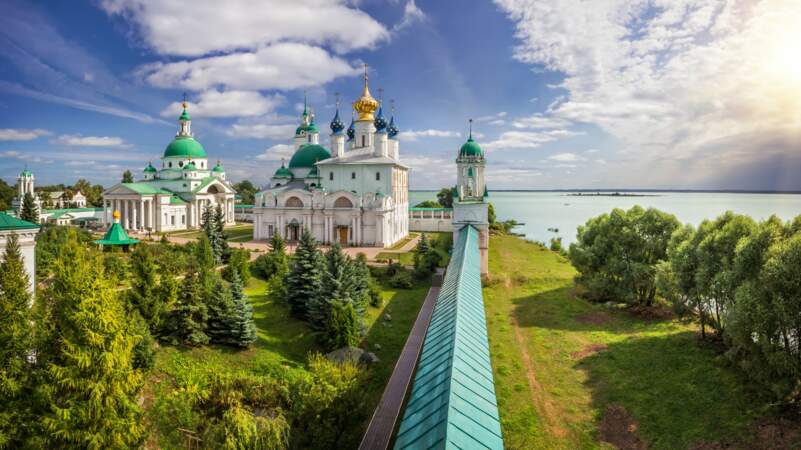  Monastère de Rostov le Grand et du lac Nero