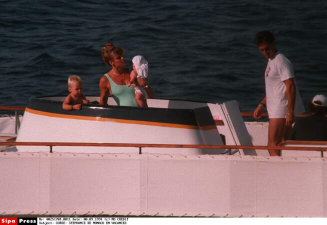 Stéphanie de Monaco et Pauline Ducruet, été 1994