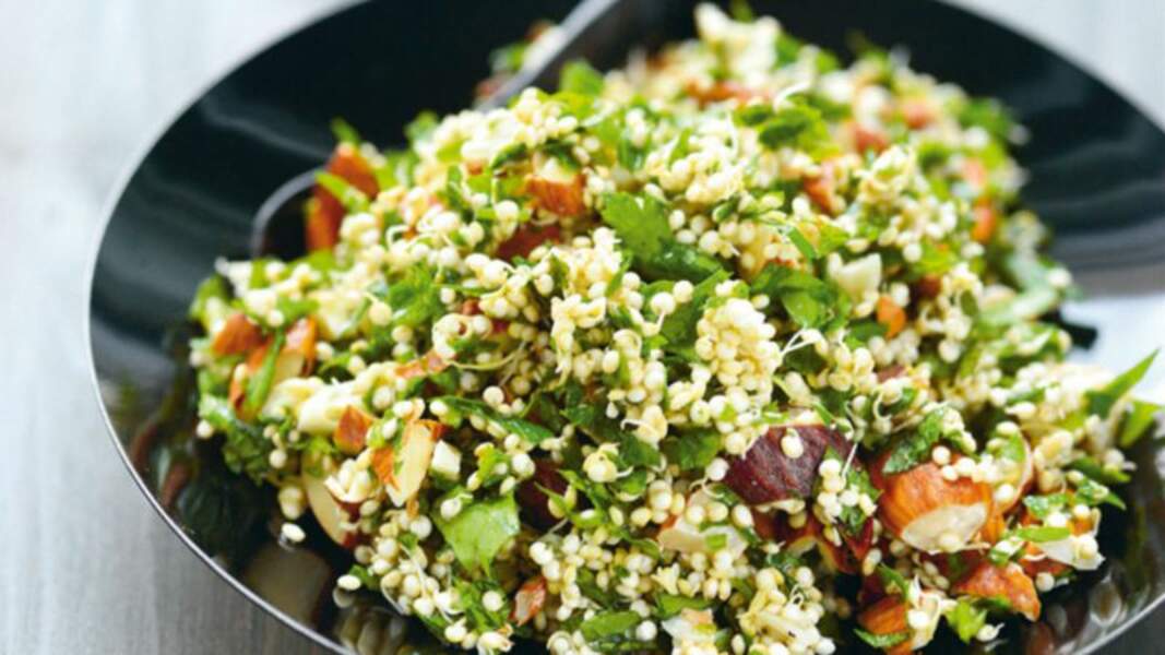 Taboulé de quinoa germé aux amandes et aux herbes
