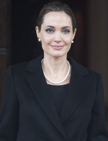 Angelina Jolie a choisi l'ablation des deux seins en 2013
