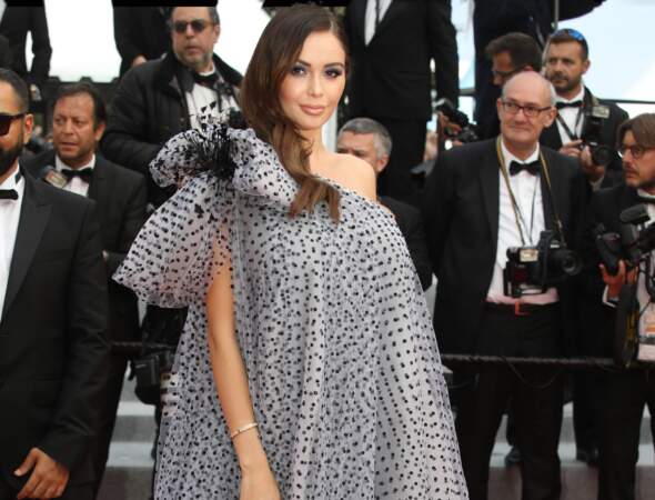 PHOTOS. Nabilla enceinte : la future maman dévoile son ve - Télé Star