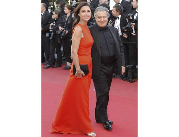 Il foule le tapis rouge avec sa compagne en 2014 à Cannes