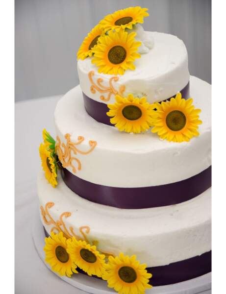 Le wedding cake tournesol