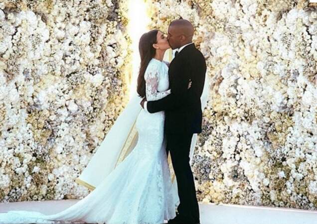 Kim Kardashian a partagé ses plus beaux clichés de mariage sur son compte Instagram
