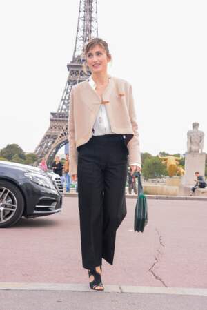 Fashion week : Julie Gayet en jupe-culotte