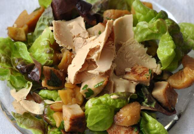 Salade au boudin blanc, châtaignes et foie gras