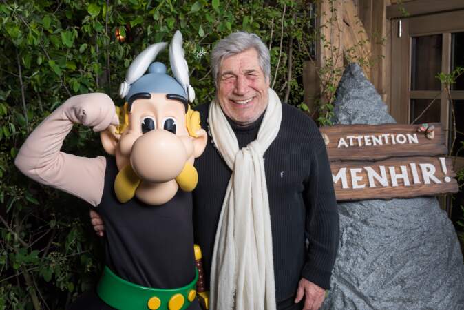 Jean-Pierre Castaldi fête les 30 ans du Parc avec Astérix