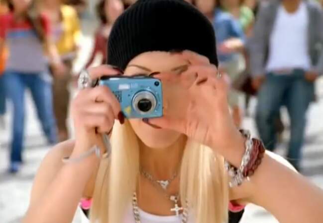 Hollaback Girl - Gwen Stefani