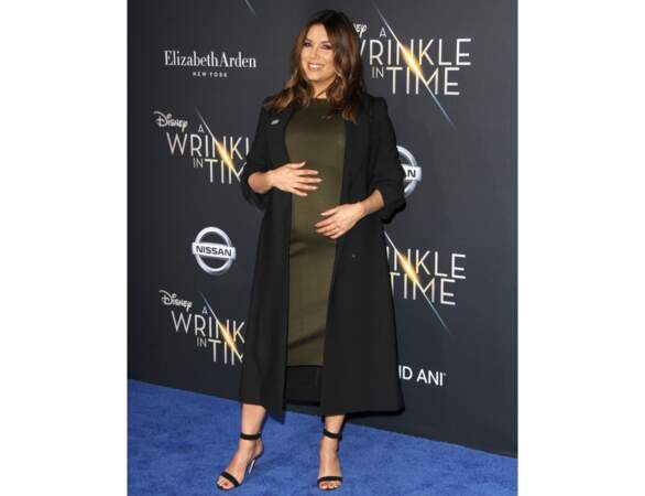 Elle affiche son baby bump à l'avant-première "A Wrinkle in Time" en février 2018