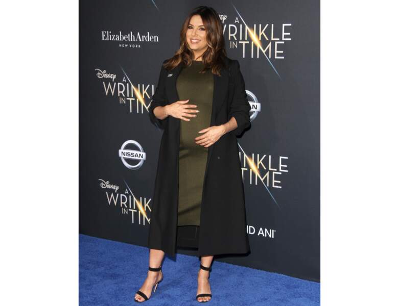 Elle affiche son baby bump à l'avant-première "A Wrinkle in Time" en février 2018