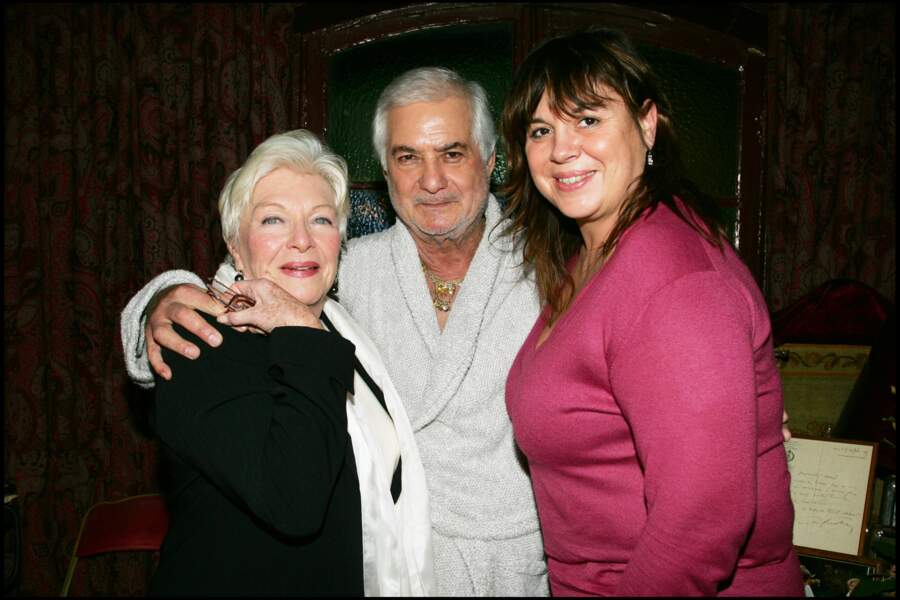 Michèle Bernier au théâtre des Bouffes Parisiens avec Line Renaud et Jean-Claude Brialy en 2006.