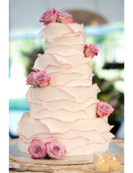 Le wedding cake en forme de rose