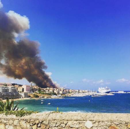 La Corse du Sud n’est pas épargnée, avec de nouveaux départs de feu, comme ici à Propriano