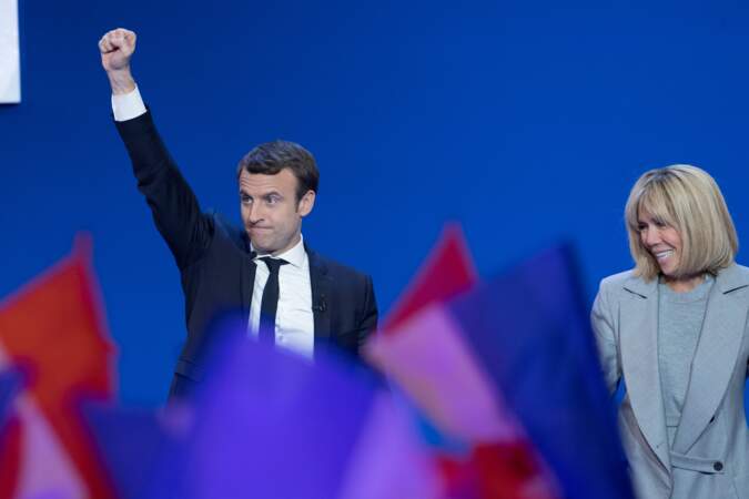 Emmanuel et  Brigitte Macron lors de la victoire du premier tour. 
