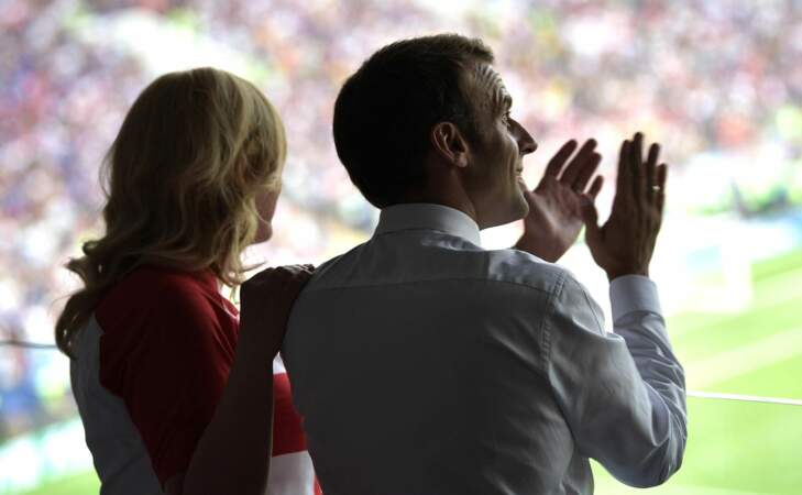 Emmanuel Macron et Kolinda Grabar-Kitarović pendant le match 