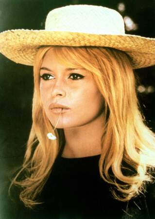 La coupe baby doll de Brigitte Bardot