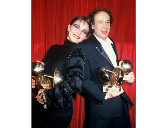 La même année, elle est photographiée avec Michel Jonasz aux Victoires de la Musique