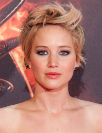La coupe courte coiffée-décoiffée de Jennifer Lawrence