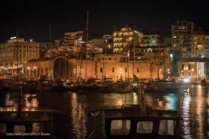 Port d'Héraklion de nuit