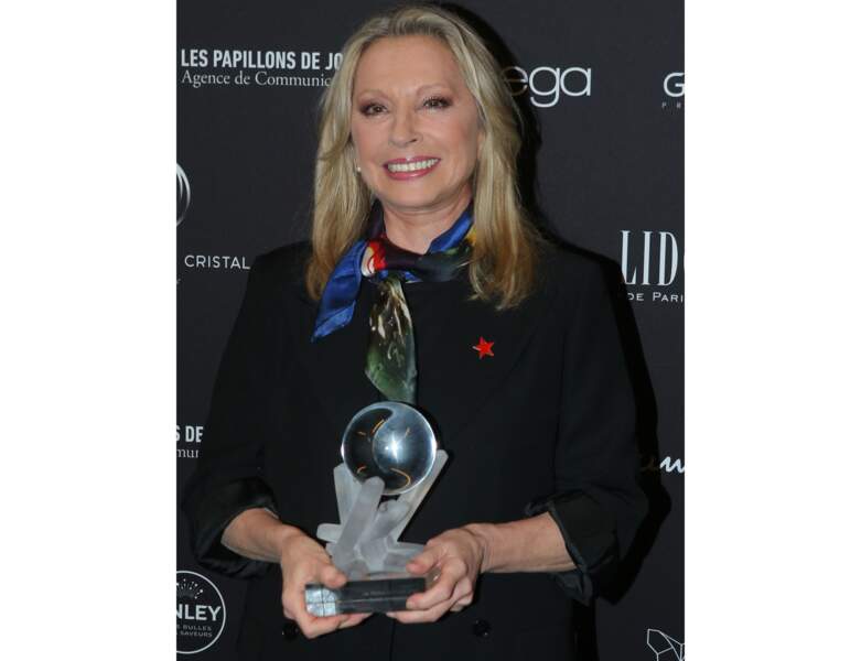 2017 : la star de 68 ans reçoit un prix à la cérémonie des Globes de Cristal
