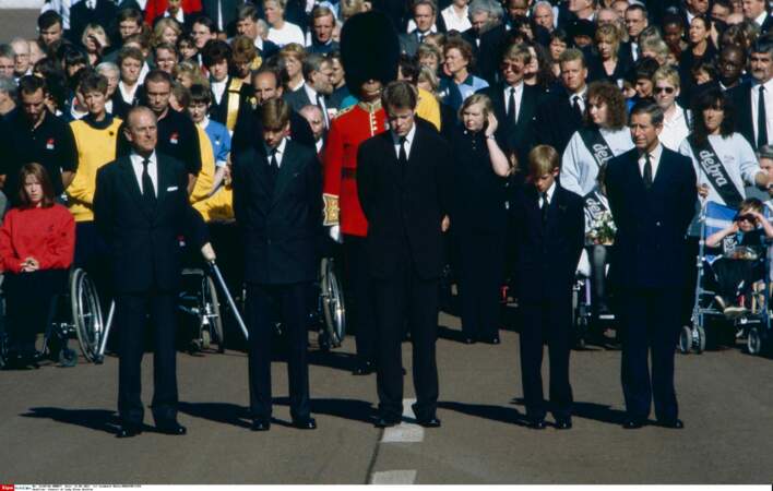 Le prince Philippe, Harry, Earl Spencer, Harry et le prince Charles aux funérailles de Lady Di, le 6 septembre 1997