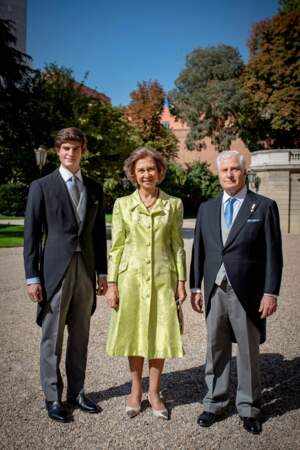Fernando Fitz-James Stuart avec son père Carlos Fitz-James Stuart et la reine Sofia d'Espagne