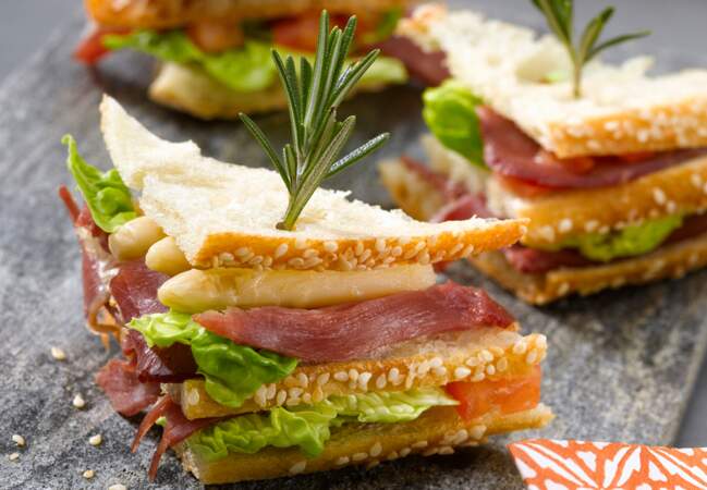 Mini-club sandwich aux asperges