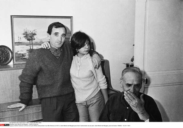Saint-Martin-de-Mougins : Charles Aznavour  en famille avec sa fille Seda et son père Misha.