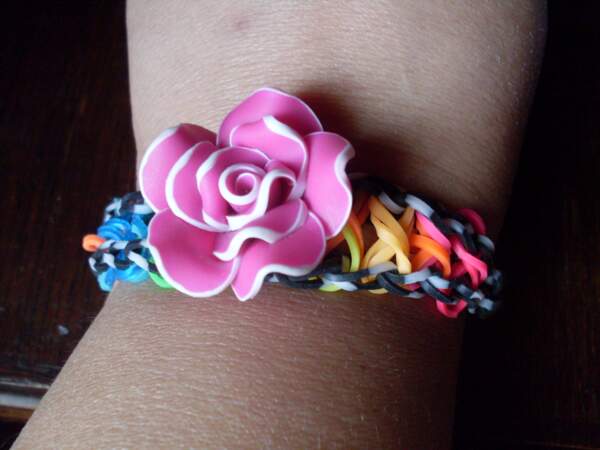 Le bracelet fleur