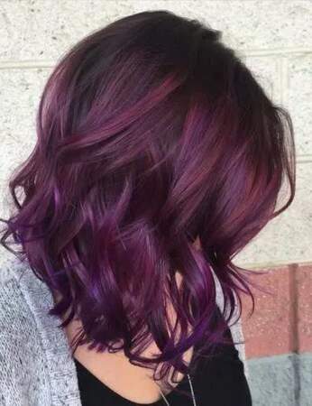 Les cheveux violets 