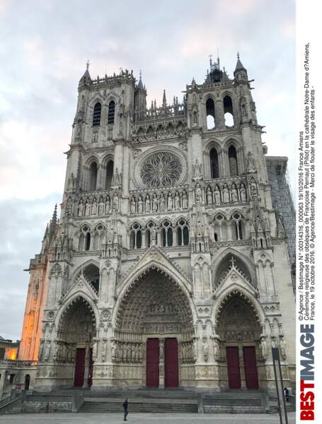 La cérémonie a eu lieu mercredi à la cathédrale Notre-Dame d'Amiens